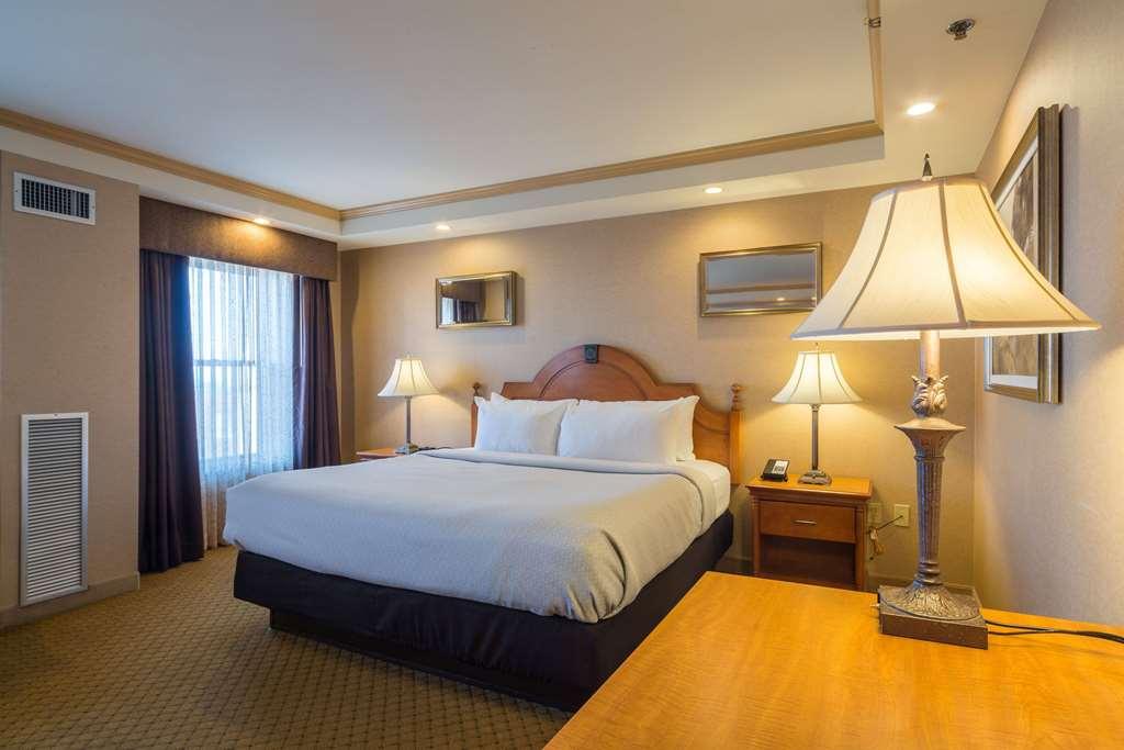 Ambassador Hotel Milwaukee Pokoj fotografie